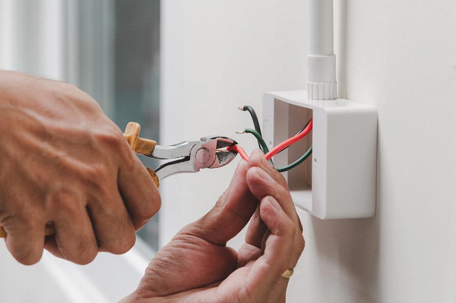 Elektriske enheder skal være tilsluttet korrekt for at gøre elektriske forbindelser sikre