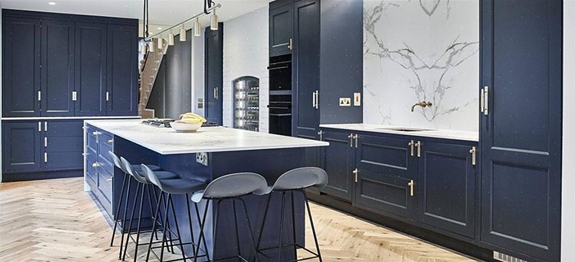 Badebænke er Dekton specificeret til gulv