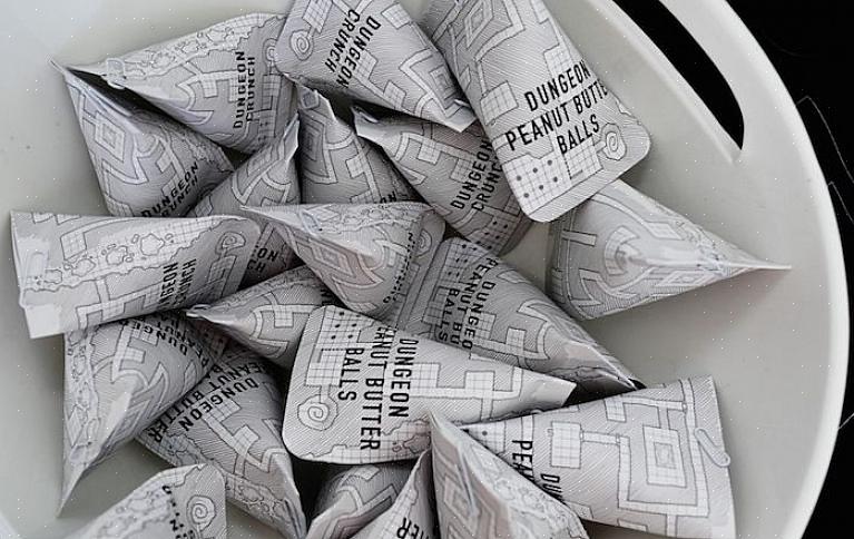 Prinsessen skal stå et par meter bag tårnets indgang