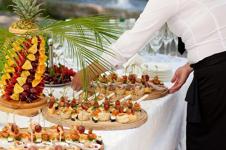 Hvis de serveres i en cocktailsauce med en lille gaffel