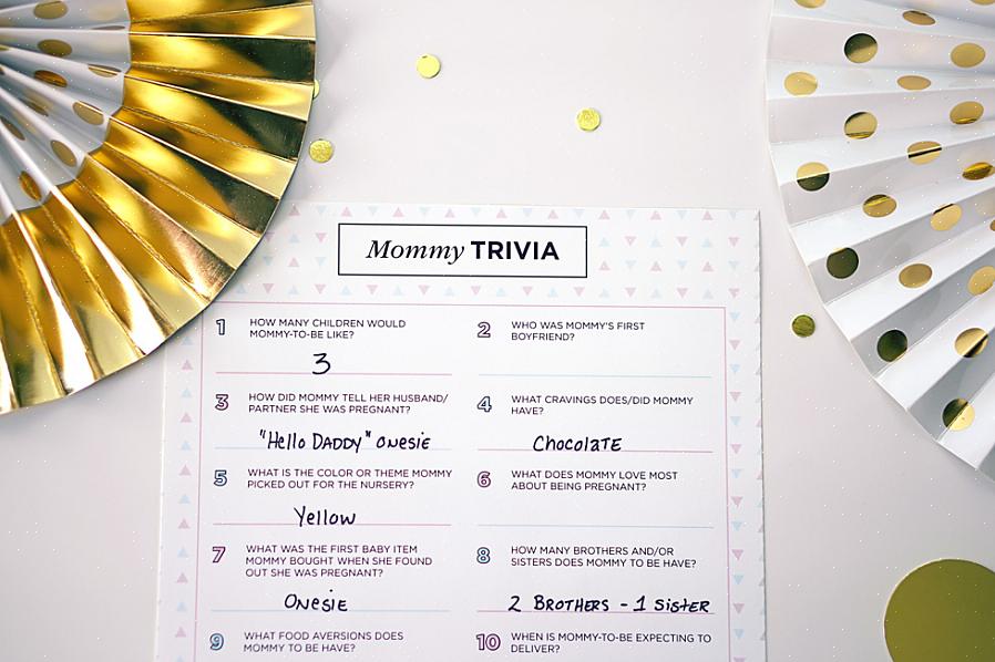 De fremtidige forældre til at spille baby shower trivia