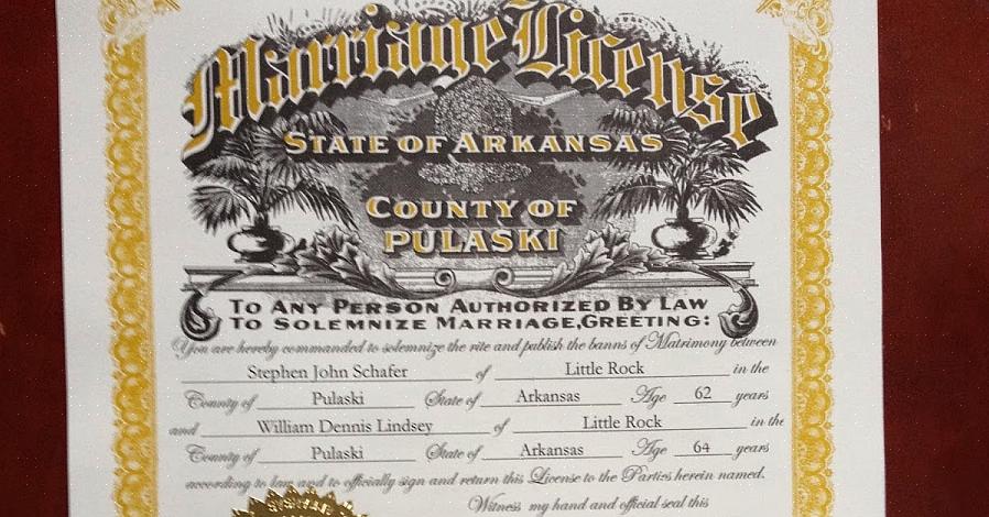 Arkansas ægteskabstilladelser udstedes af det lokale amtstjenestes kontor i det amt