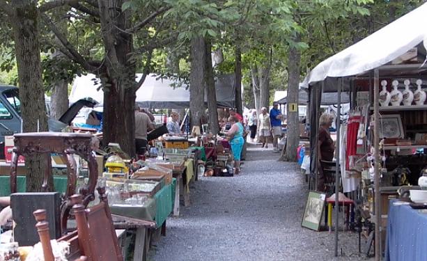 Rul ned på listen til din by for at finde Pennsylvania loppemarkeder