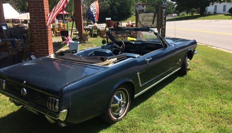 Historiske National Road Yard Sale Days er ofte omtalt af flere andre navne