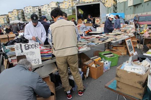 San Franciscos kvarter Bernal Heights er vært for Alemany Loppemarked hver søndag