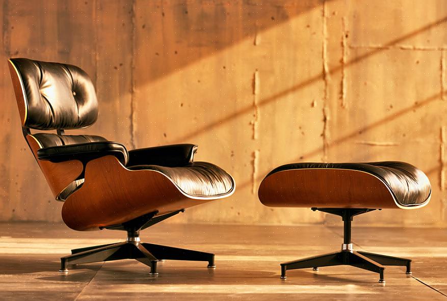 Den nuværende godkendte produktion af dette design kaldes Eames Executive Chair af Herman Miller