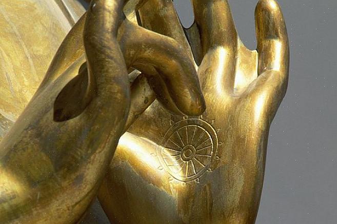 Feng shui-elementet i det nordvestlige hjælpsomme mennesker bagua-området er metal