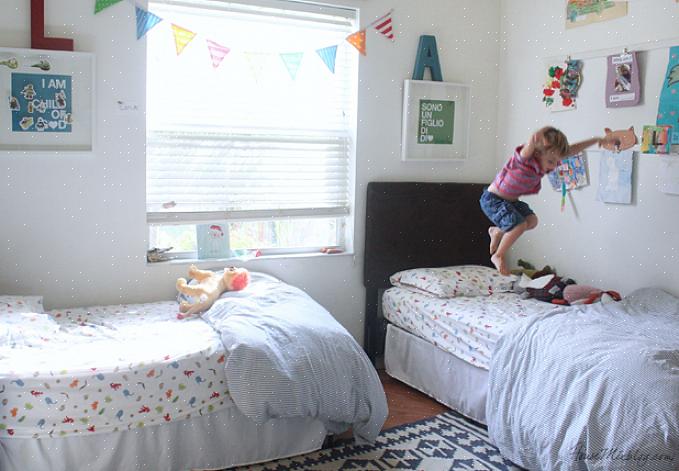 Skal du sætte en lille kommode ind i det eller installere en DIY skabsarrangør med flere skuffer