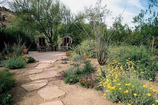 Xeriscape landskabspleje eller simpelthen "xeriscaping" er pr