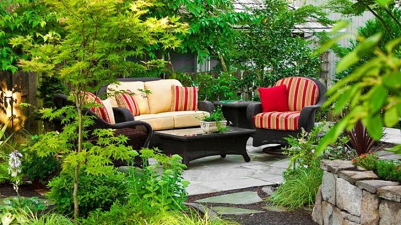 Startede som Sarasota Redwood Furniture Co