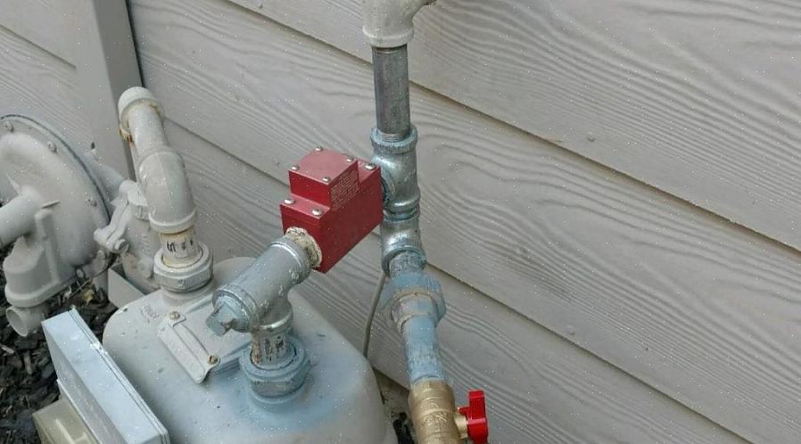 Hvis du lugter gas i nærheden af din ovn