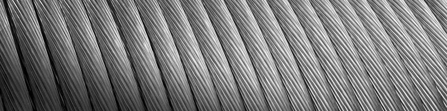 Tinning er en proces med anvendelse af et loddejern til at smelte lodde omkring en strandet elektrisk